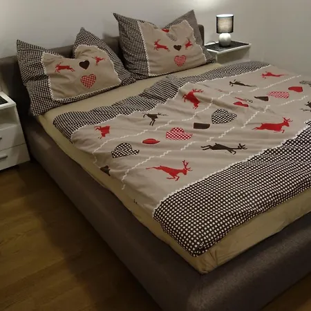 4* + 5* Luxury Apartment *